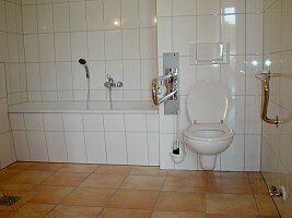 rollstuhlgerechtes Bad/WC